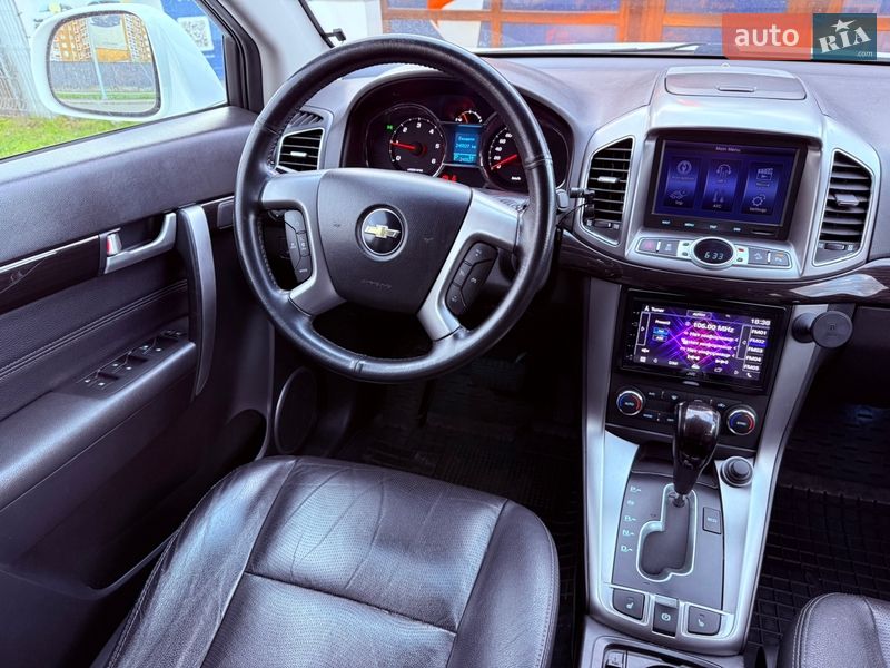 Внедорожник / Кроссовер Chevrolet Captiva 2013 в Киеве