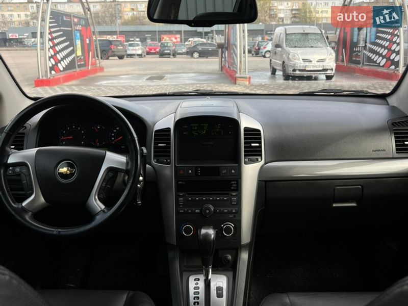 Внедорожник / Кроссовер Chevrolet Captiva 2010 в Полтаве