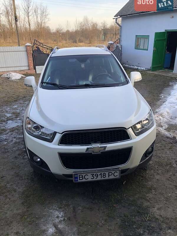 Позашляховик / Кросовер Chevrolet Captiva 2011 в Золочеві