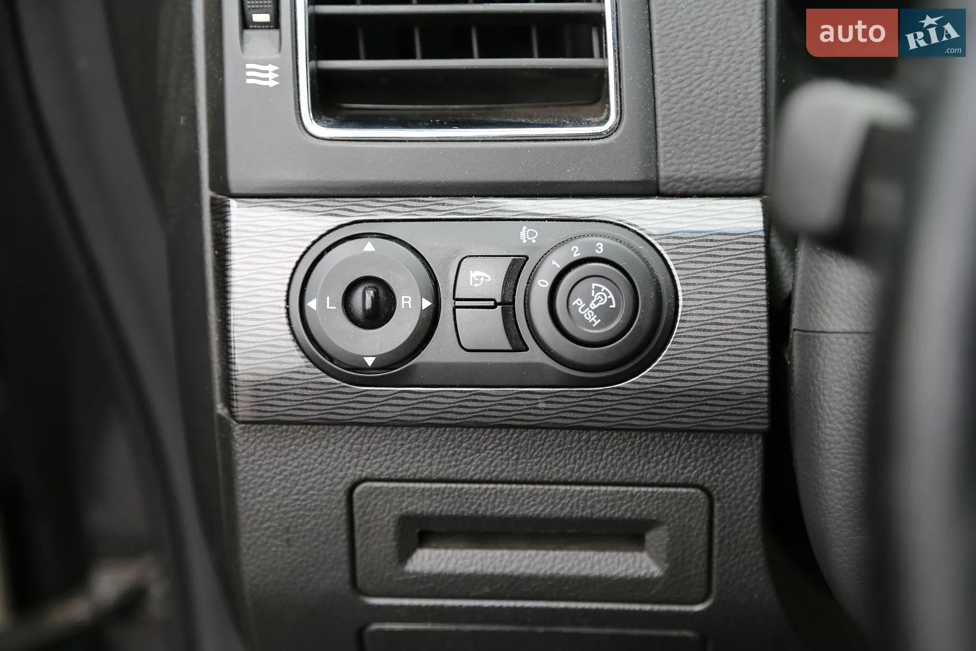 2013 Chevrolet Captiva - мініатюра 24