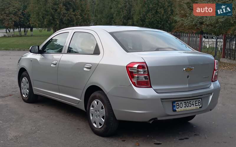 Седан Chevrolet Cobalt 2021 в Бучаче