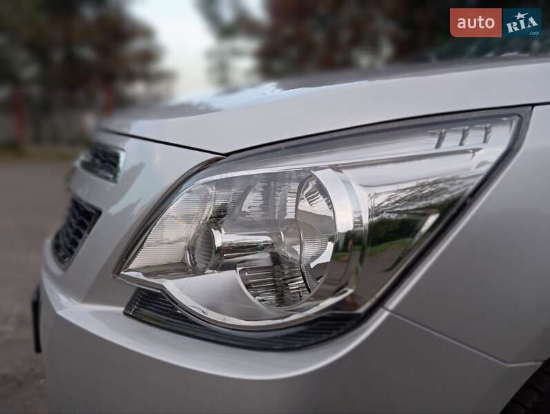 Седан Chevrolet Cobalt 2021 в Бучаче