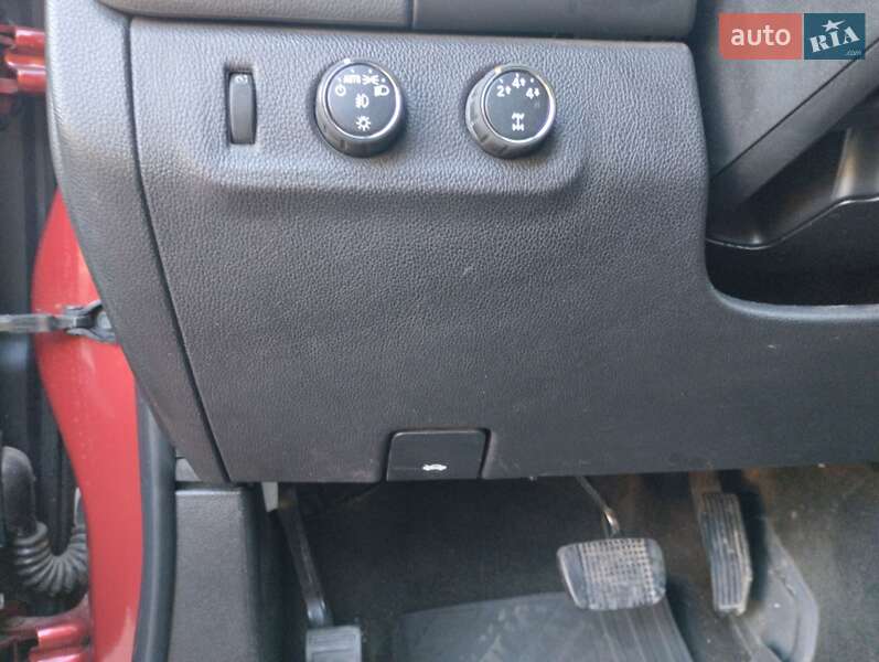 Пикап Chevrolet Colorado 2015 в Чернигове