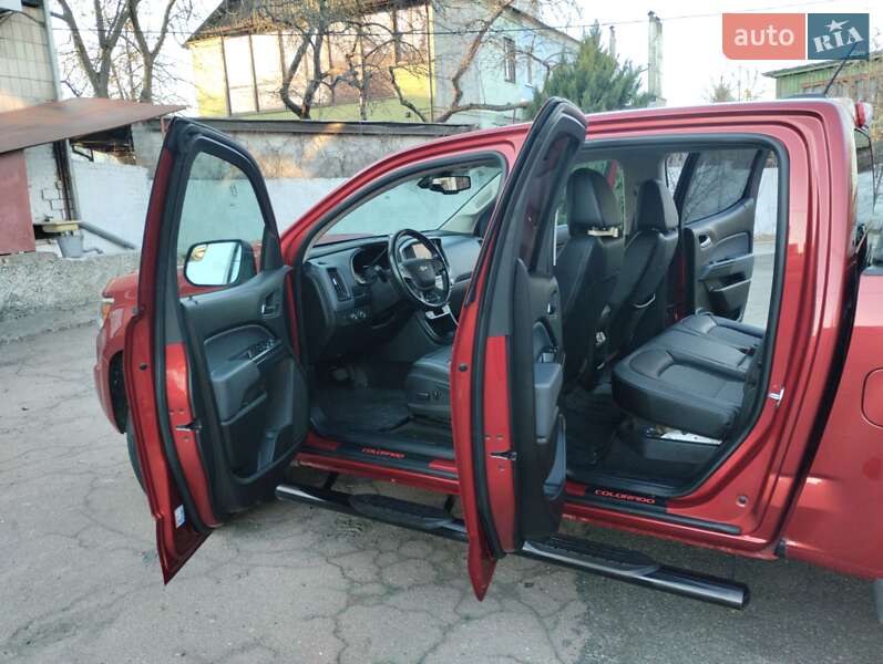 Пикап Chevrolet Colorado 2015 в Чернигове