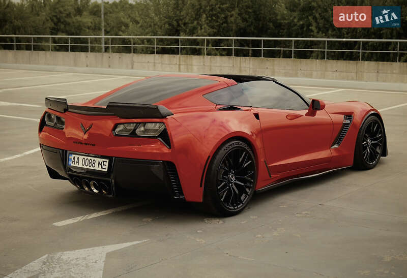Купе Chevrolet Corvette 2015 в Киеве