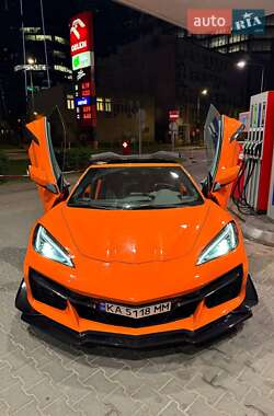 Кабриолет Chevrolet Corvette 2022 в Киеве