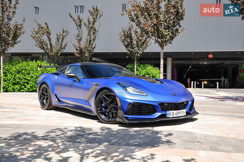 Купе Chevrolet Corvette 2019 в Киеве