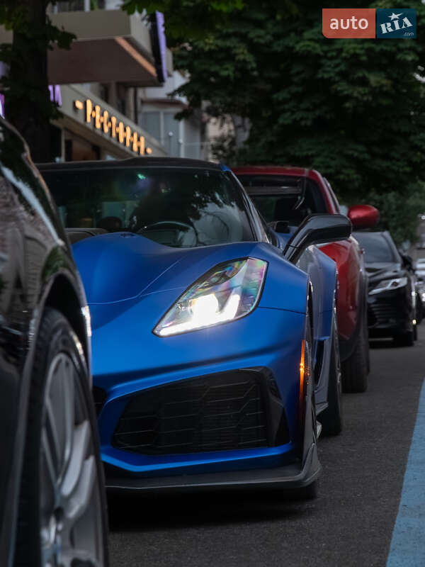 Купе Chevrolet Corvette 2019 в Киеве