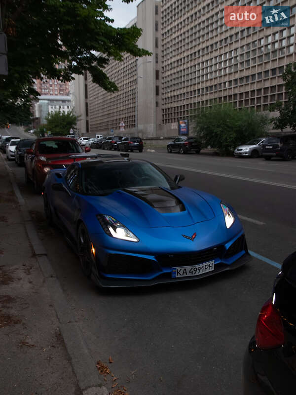 Купе Chevrolet Corvette 2019 в Киеве