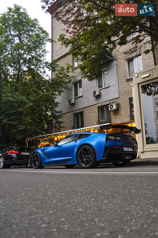 Купе Chevrolet Corvette 2019 в Киеве