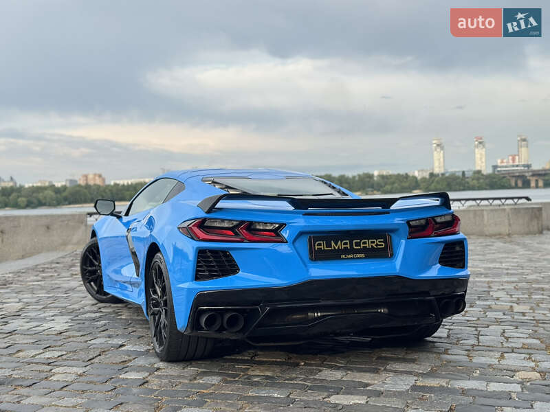 Кабриолет Chevrolet Corvette 2022 в Киеве