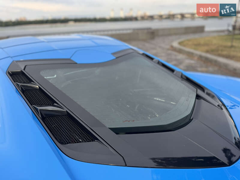 Кабриолет Chevrolet Corvette 2022 в Киеве