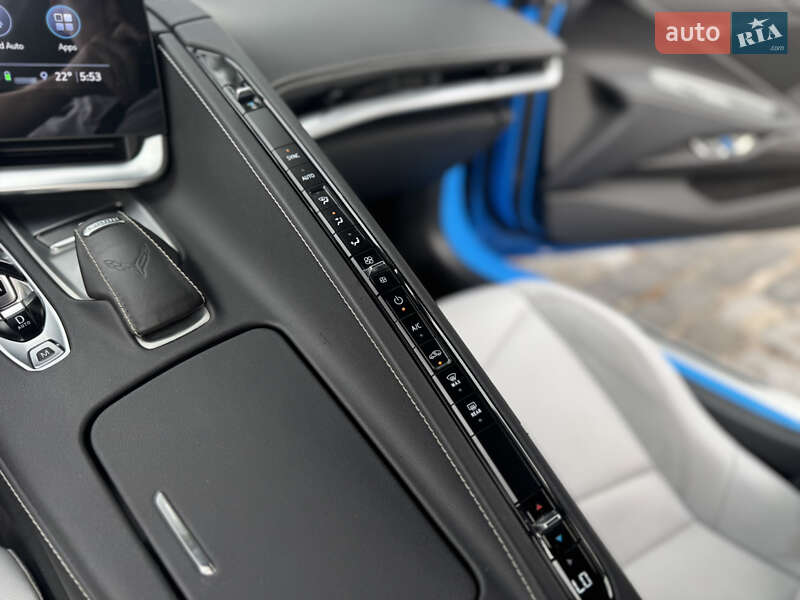 Кабриолет Chevrolet Corvette 2022 в Киеве