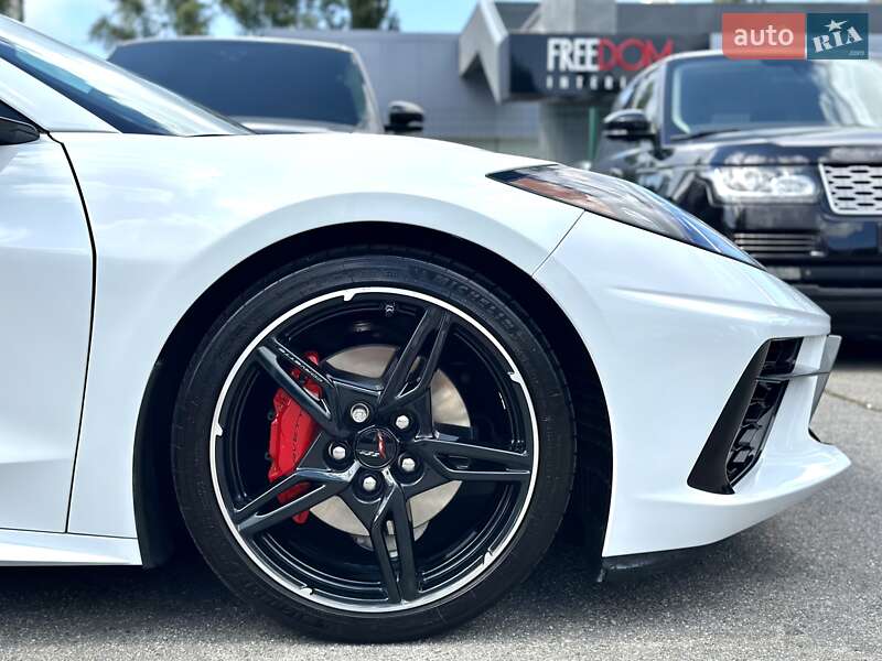Кабриолет Chevrolet Corvette 2023 в Киеве
