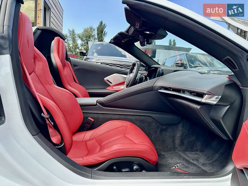 Кабриолет Chevrolet Corvette 2023 в Киеве