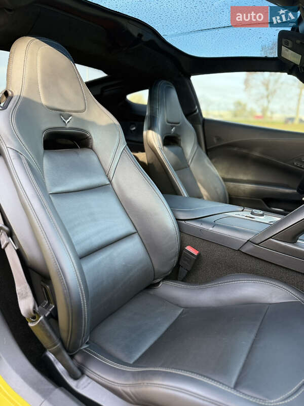 Купе Chevrolet Corvette 2015 в Києві
