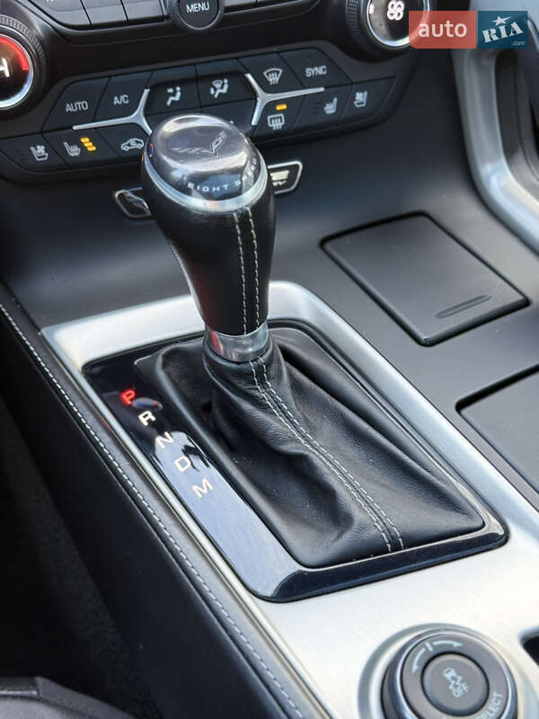 Купе Chevrolet Corvette 2015 в Києві
