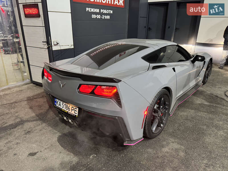 Кабриолет Chevrolet Corvette 2016 в Киеве