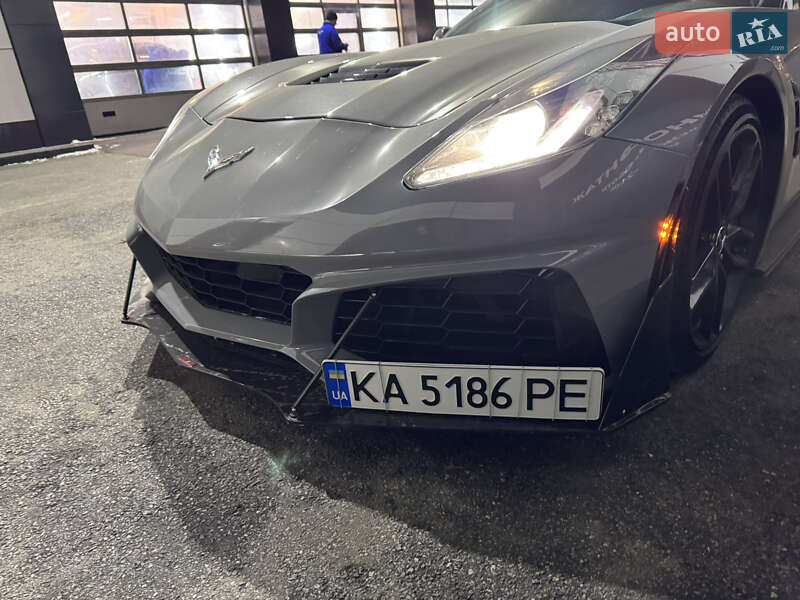 Кабриолет Chevrolet Corvette 2016 в Киеве