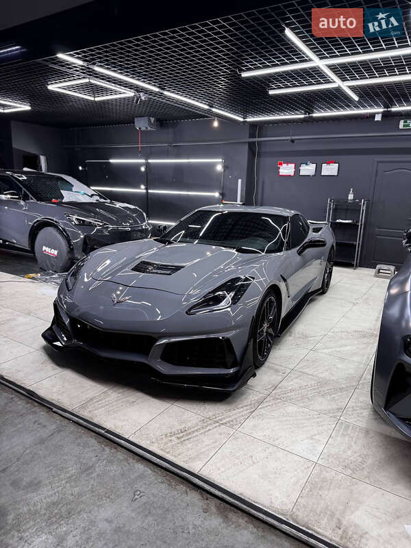 Кабриолет Chevrolet Corvette 2016 в Киеве