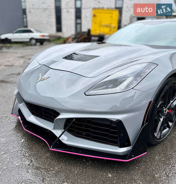 Кабриолет Chevrolet Corvette 2016 в Киеве