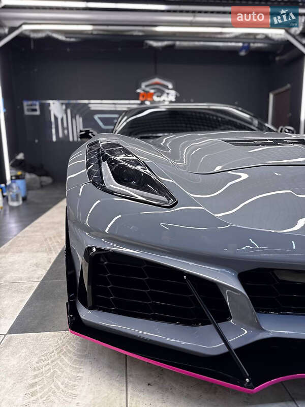 Кабриолет Chevrolet Corvette 2016 в Киеве