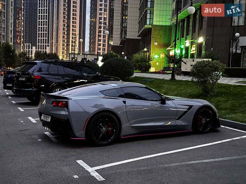 Кабриолет Chevrolet Corvette 2016 в Киеве