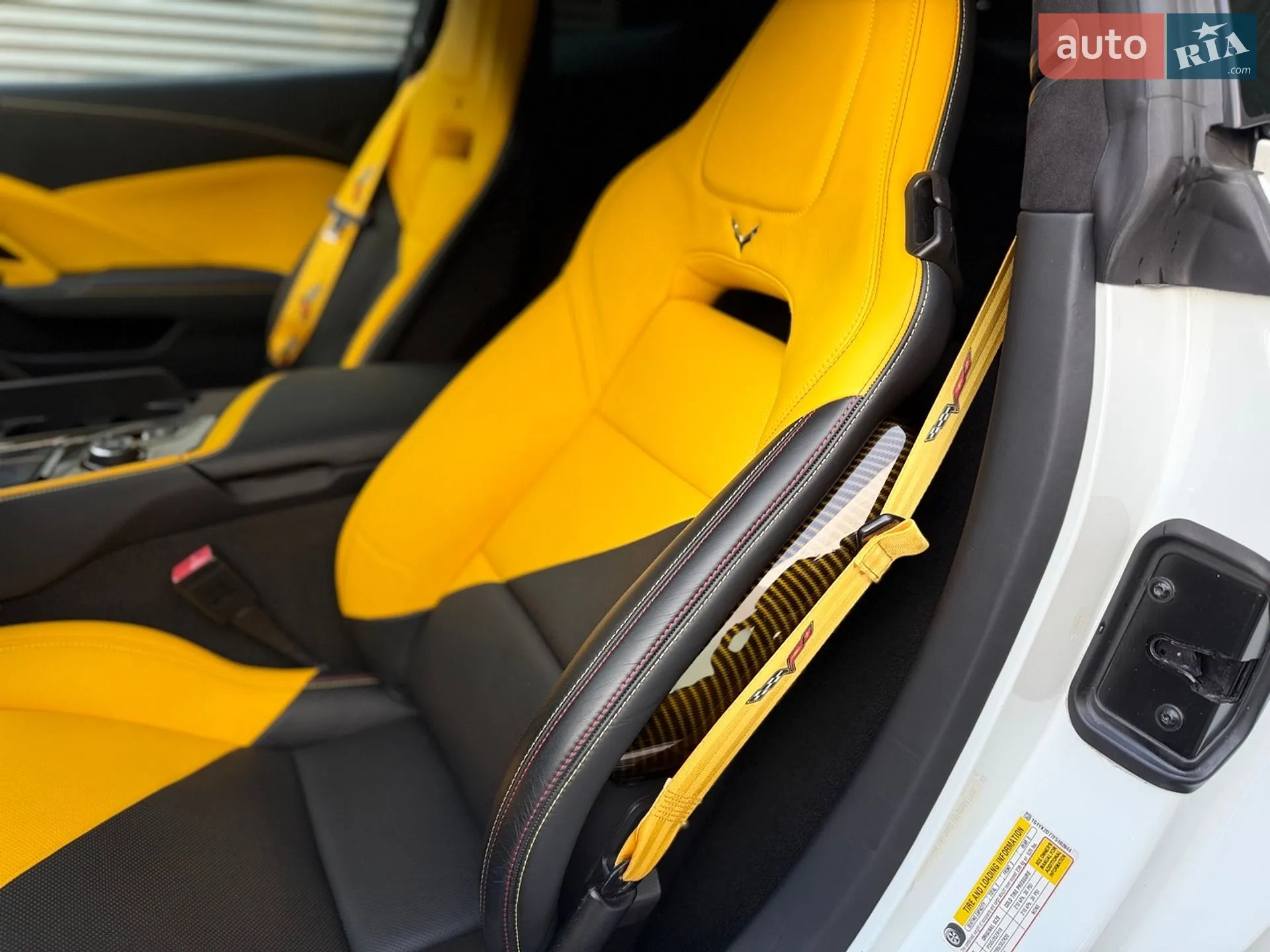 2014 Chevrolet Corvette - мініатюра 11