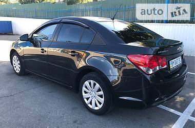 Седан Chevrolet Cruze 2015 в Сумах