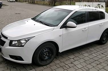 Хэтчбек Chevrolet Cruze 2012 в Львове