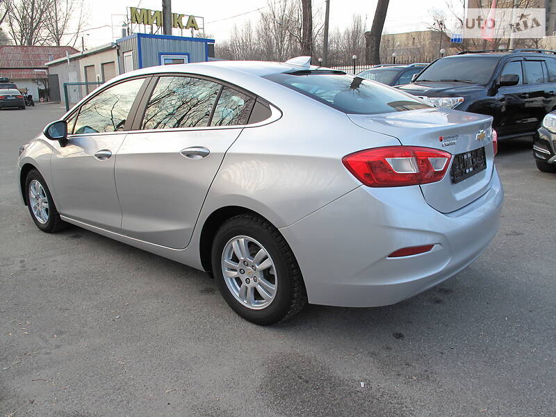 Седан Chevrolet Cruze 2016 в Києві