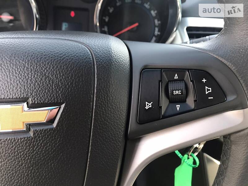 Седан Chevrolet Cruze 2010 в Бродах