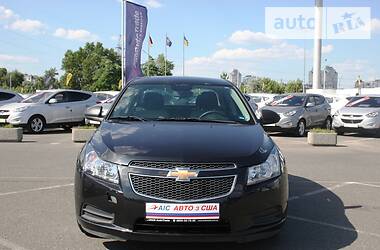 Седан Chevrolet Cruze 2014 в Киеве