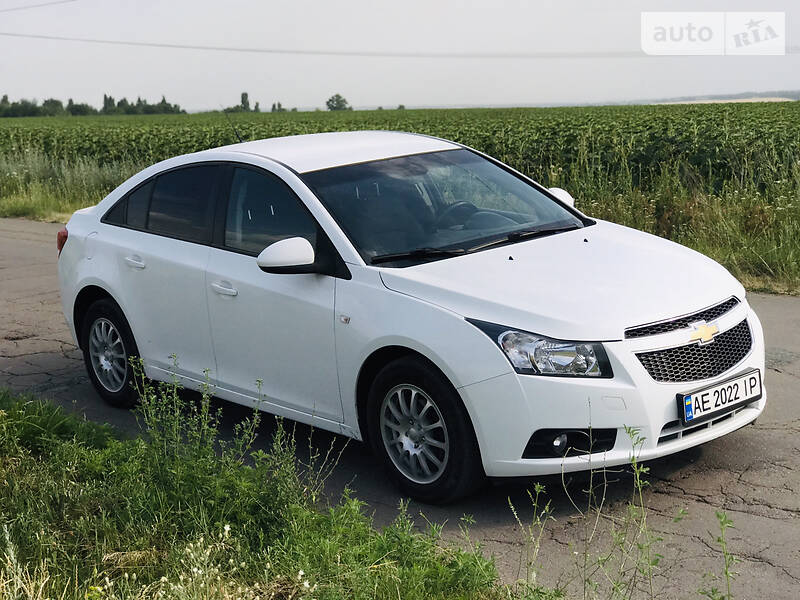Седан Chevrolet Cruze 2011 в Кам'янському