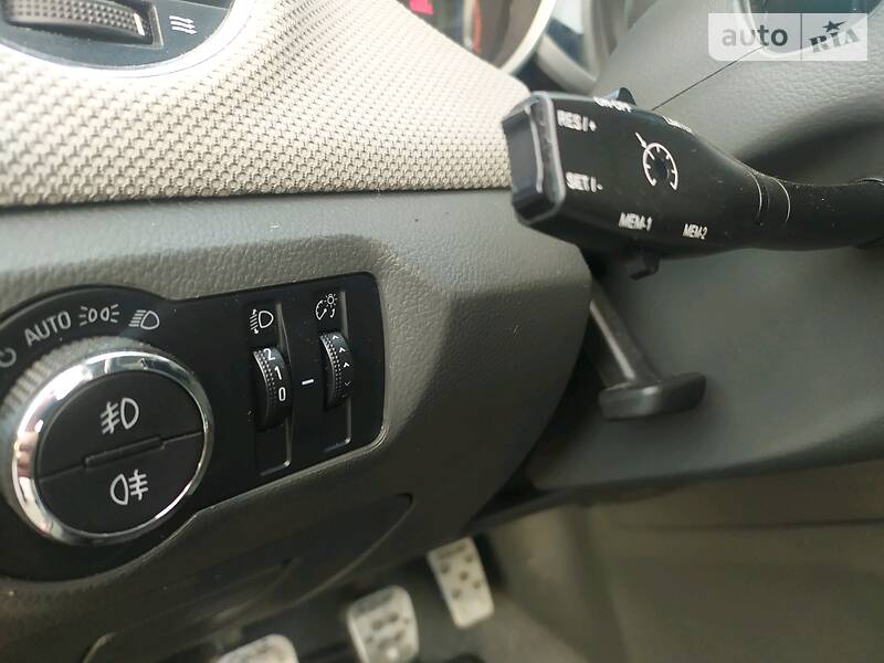 Седан Chevrolet Cruze 2010 в Радехові