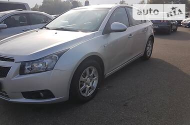 Хэтчбек Chevrolet Cruze 2012 в Киеве