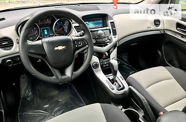 Седан Chevrolet Cruze 2015 в Днепре
