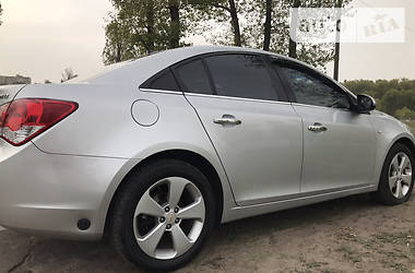 Седан Chevrolet Cruze 2010 в Дніпрі