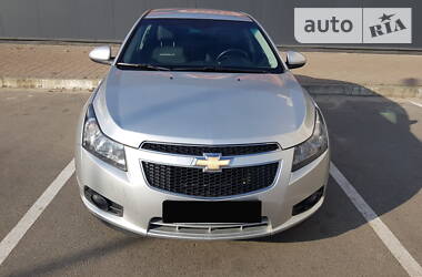 Седан Chevrolet Cruze 2011 в Киеве