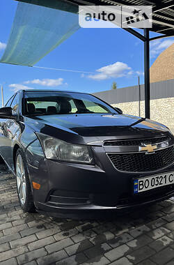 Седан Chevrolet Cruze 2011 в Тернополе