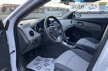 Седан Chevrolet Cruze 2010 в 