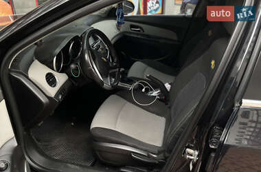 Седан Chevrolet Cruze 2011 в Ивано-Франковске