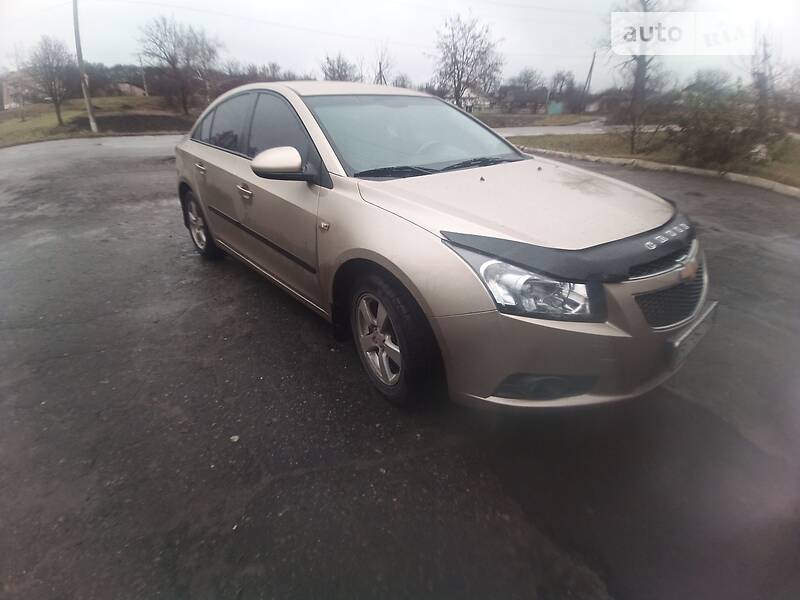 Седан Chevrolet Cruze 2010 в Кобеляках