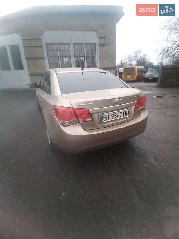 Седан Chevrolet Cruze 2010 в Кобеляках
