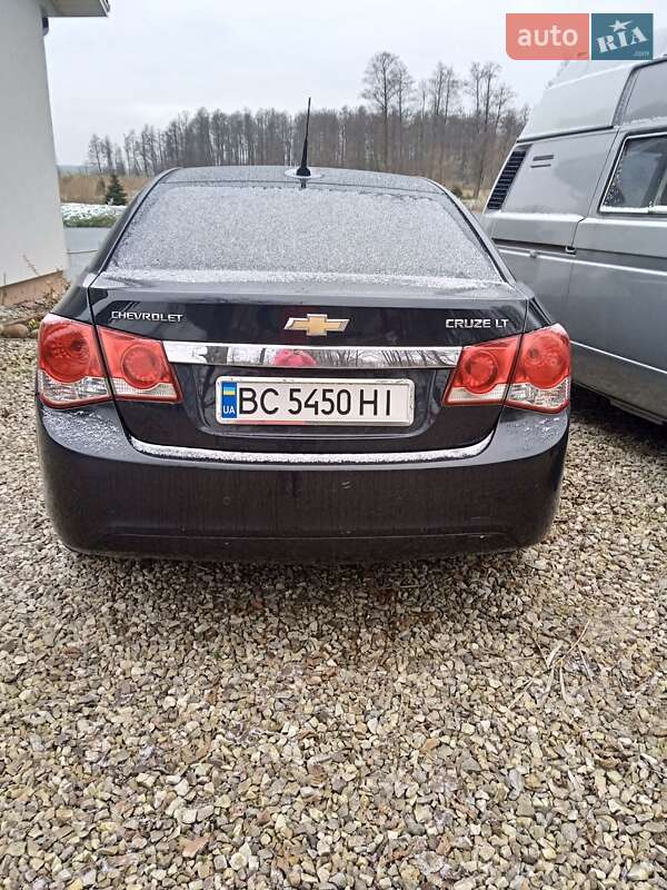 Седан Chevrolet Cruze 2013 в Львові