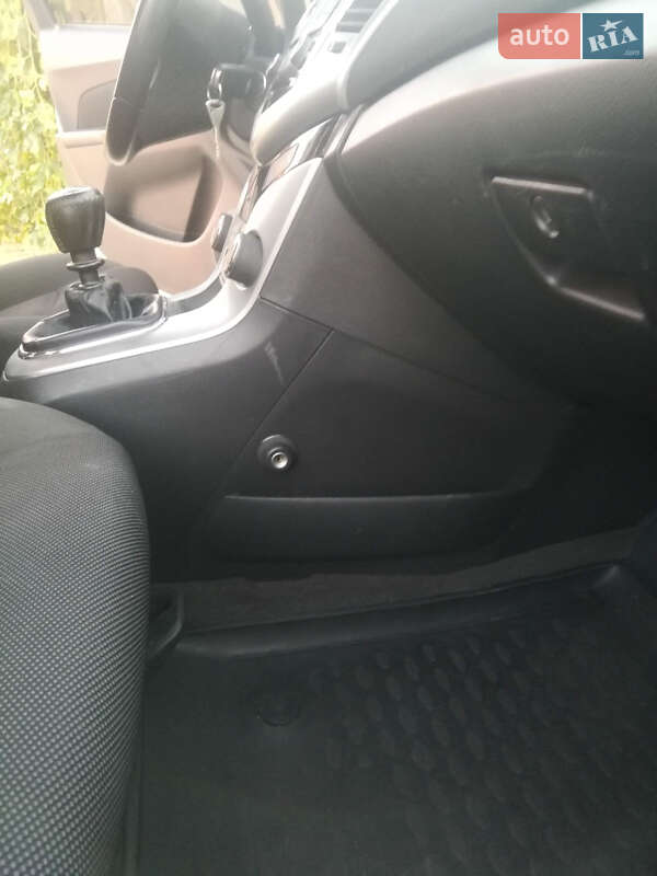 Седан Chevrolet Cruze 2012 в Болграді