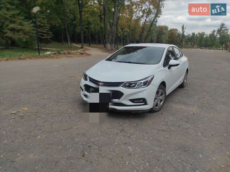 Седан Chevrolet Cruze 2016 в Покровську