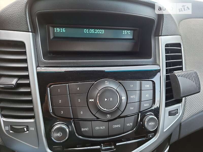Седан Chevrolet Cruze 2010 в Черкассах фото 31 Седан Chevrolet Cruze 2010 в Черкассах