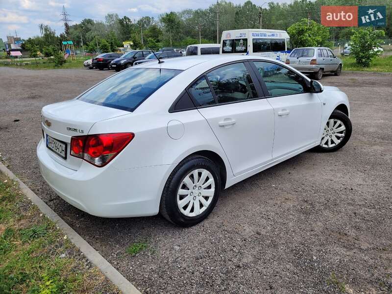 Седан Chevrolet Cruze 2009 в Полтаві