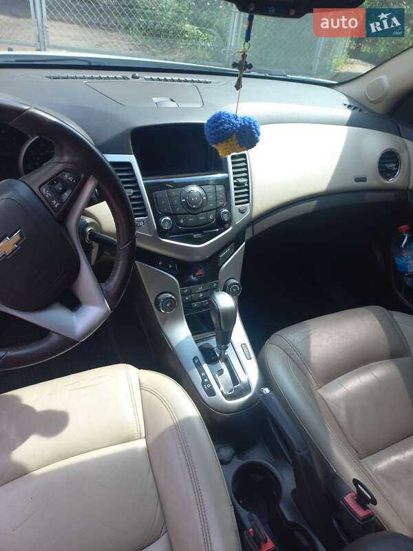 Седан Chevrolet Cruze 2014 в Лохвиці